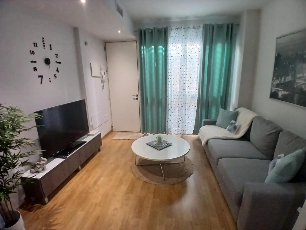 Apartamento Bernier Malaga Exterior photo